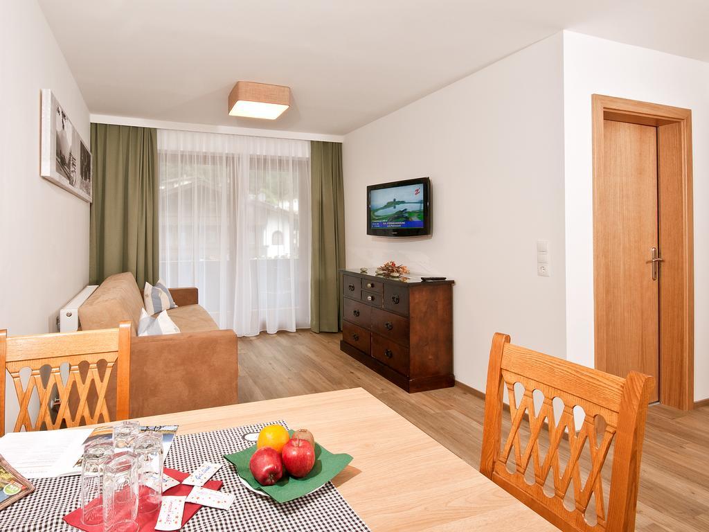 Hotel Neuwirt Finkenberg Exteriér fotografie